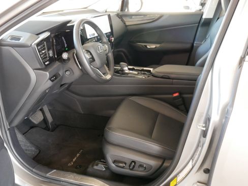 Used 2025 Lexus NX 350h AWD w/ Cold Area Package image 4