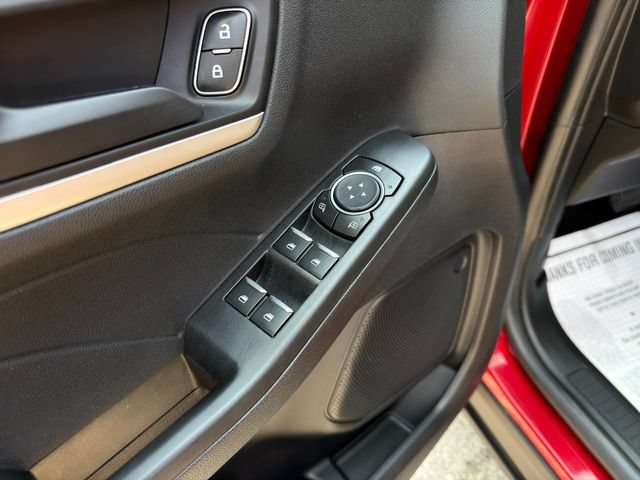 Used 2022 Ford Escape SE w/ Cold Weather Package AWD/4WD image 18