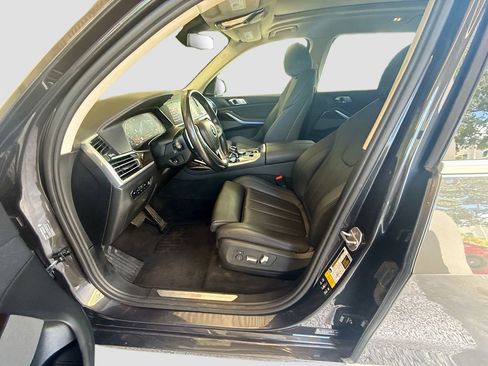 Used 2020 BMW X7 xDrive40i w/ Cold Weather Package AWD/4WD image 23