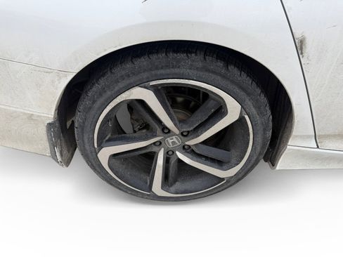 Used 2019 Honda Accord Sport image 17