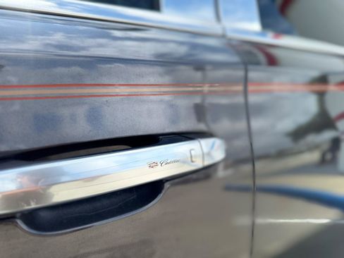 Used 2016 Cadillac Escalade ESV Luxury image 5