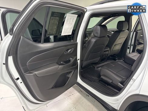Used 2023 Chevrolet Traverse RS w/ LPO, Cargo Package image 25
