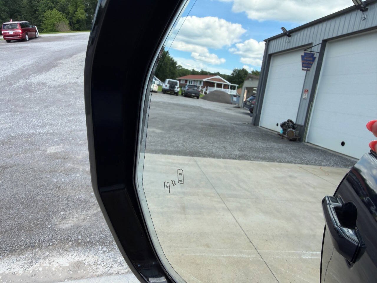 Used 2024 Toyota Tundra Platinum AWD/4WD image 35