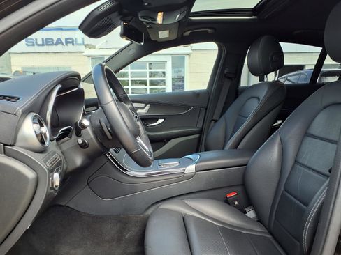 Used 2023 Mercedes-Benz GLC 300 4MATIC Coupe image 24