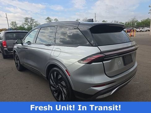 Used 2024 Lincoln Nautilus Reserve w/ Jet Appearance Package (87T) image 3