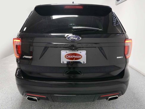 Used 2016 Ford Explorer Sport w/ Equipment Group 401A image 5