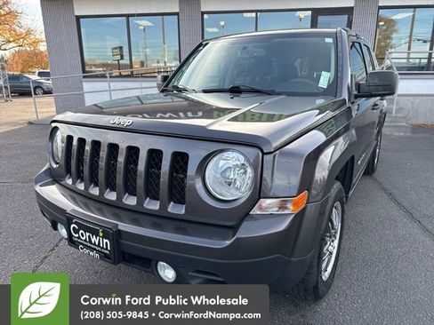Used 2016 Jeep Patriot Sport image 1