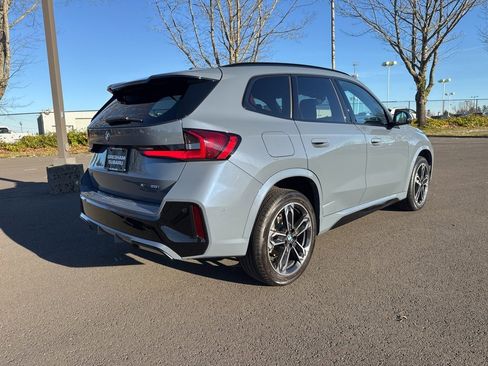 Used 2023 BMW X1 xDrive28i w/ Premium Package image 7