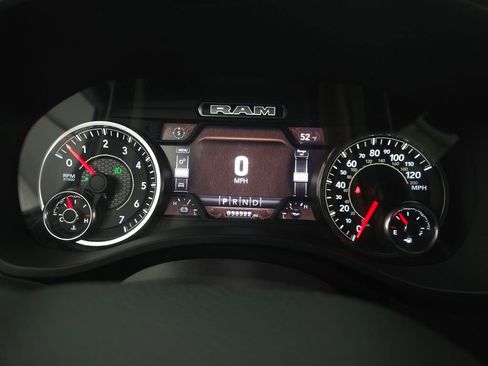 Used 2022 RAM 1500 Big Horn image 24