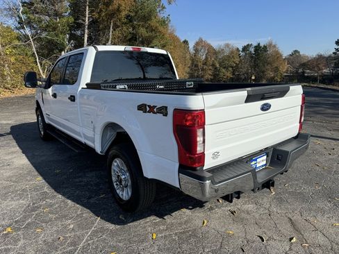 Used 2022 Ford F250 XLT w/ XLT Value Package image 6
