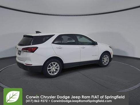 Used 2024 Chevrolet Equinox LS w/ LS Convenience Package FWD image 14