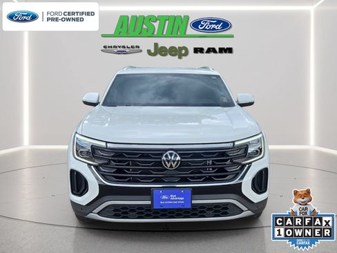 Used 2024 Volkswagen Atlas Cross Sport SE AWD/4WD image 8
