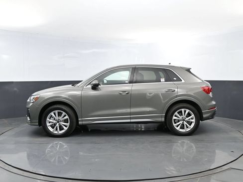 Used 2025 Audi Q3 2.0T Premium w/ Convenience Package AWD/4WD image 25