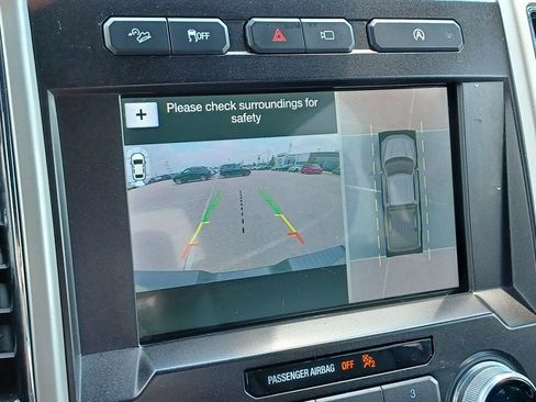 Used 2018 Ford F150 Lariat w/ Equipment Group 502A Luxury AWD/4WD image 19