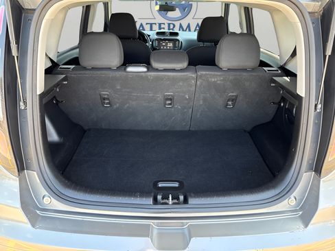 Used 2018 Kia Soul + FWD image 23