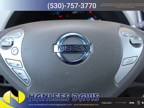 Used 2012 Nissan Leaf SV FWD image 25