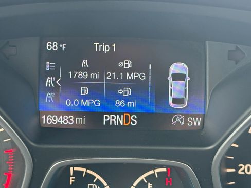 Used 2017 Ford Escape Titanium image 53