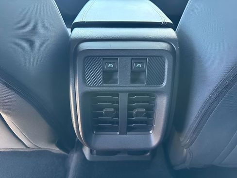 Used 2025 Ford Bronco Big Bend AWD/4WD image 11