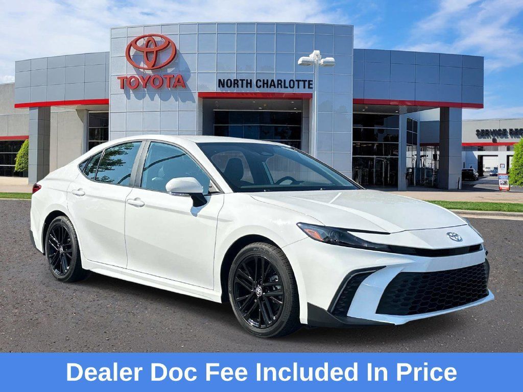 Used 2026 Toyota Camry SE FWD 360° Tour