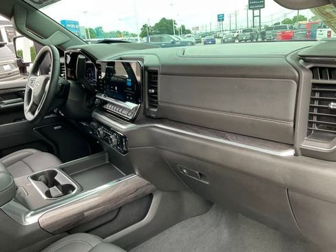 Certified 2025 Chevrolet Silverado 2500 LTZ w/ Trail Boss Package AWD/4WD image 22