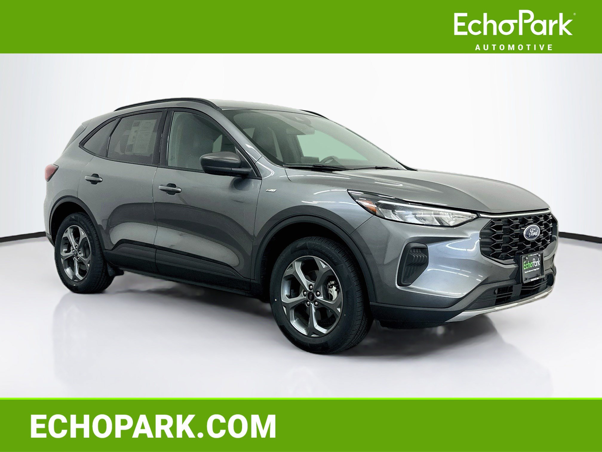 Used 2025 Ford Escape ST-Line AWD/4WD image 1