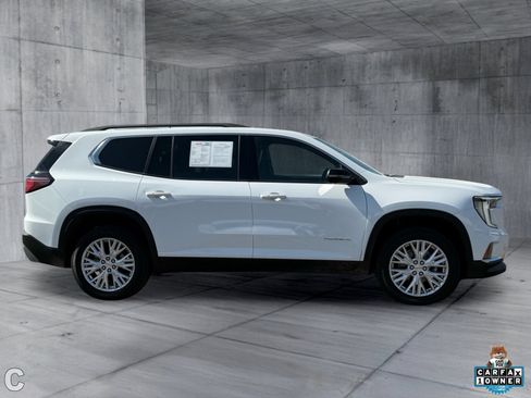Used 2024 GMC Acadia Elevation FWD image 8