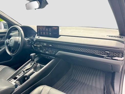Used 2023 Honda Accord Sport image 27