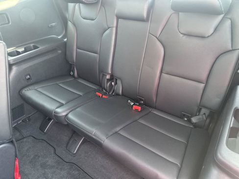 Used 2025 Kia Telluride S FWD image 35