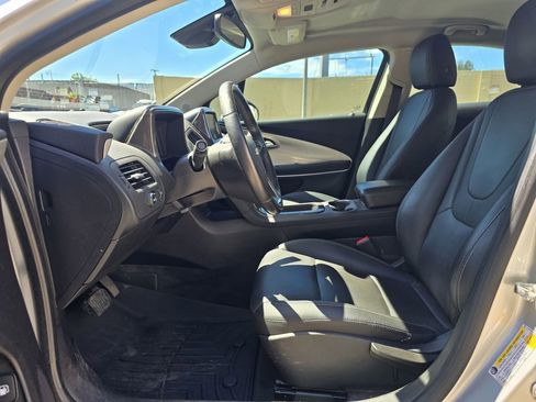 Used 2014 Chevrolet Volt Premium w/ Premium Trim Package image 5