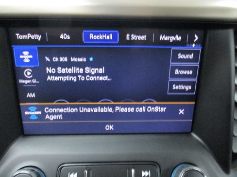 Certified 2023 GMC Acadia Denali w/ Denali Ultimate Package image 27