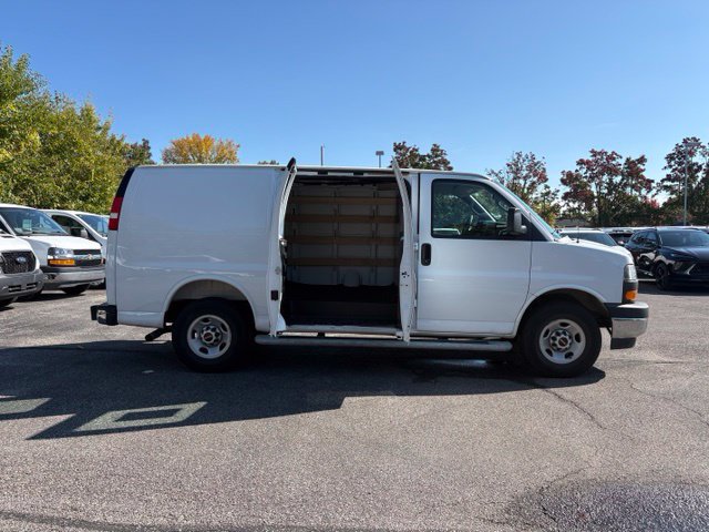 Used 2025 GMC Savana 2500 w/ Driver Convenience Package RWD image 11
