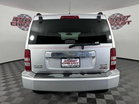 Used 2008 Jeep Liberty Limited w/ Premium Group image 6