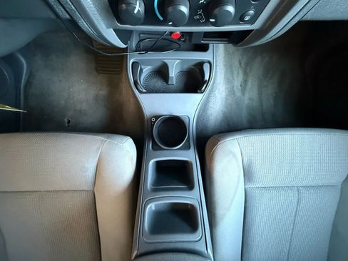 Used 2006 Dodge Dakota SLT w/ Trailer Tow Group image 49