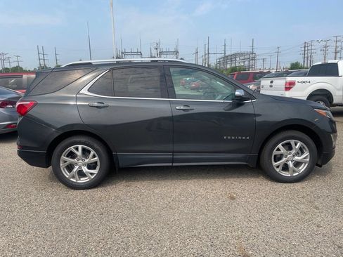 Used 2020 Chevrolet Equinox Premier AWD/4WD image 12