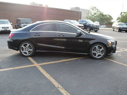Used 2019 Mercedes-Benz CLA 250 4MATIC image 5