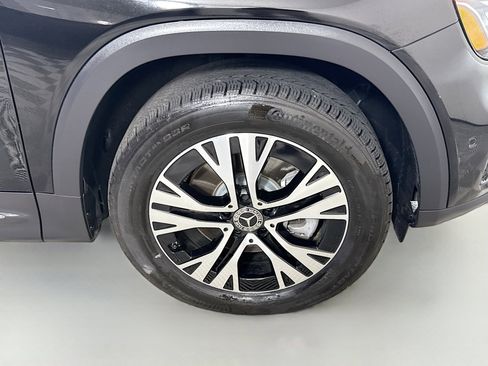 Used 2024 Mercedes-Benz GLB 250 image 32
