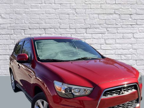 Used 2015 Mitsubishi Outlander Sport ES image 1