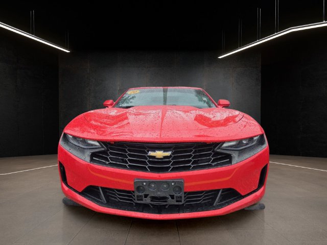 Used 2020 Chevrolet Camaro LT RWD image 2