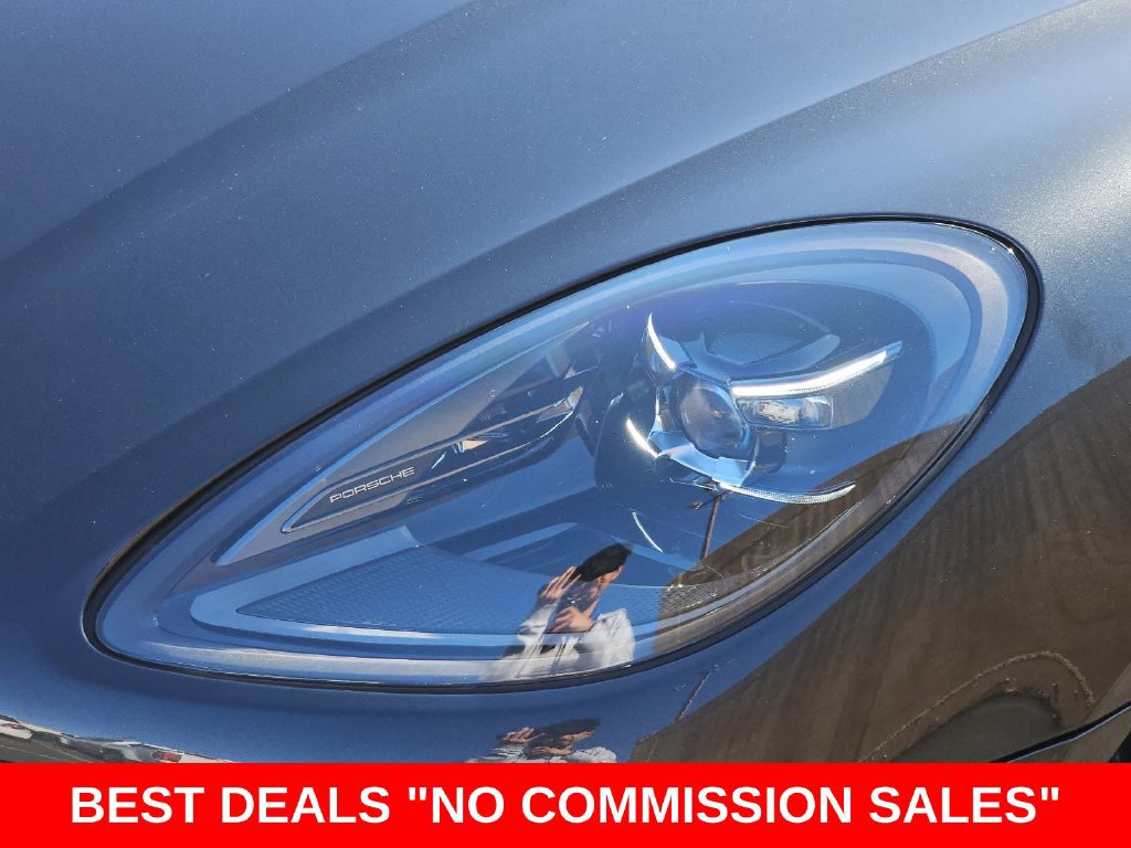Used 2024 Porsche Macan GTS AWD/4WD image 32