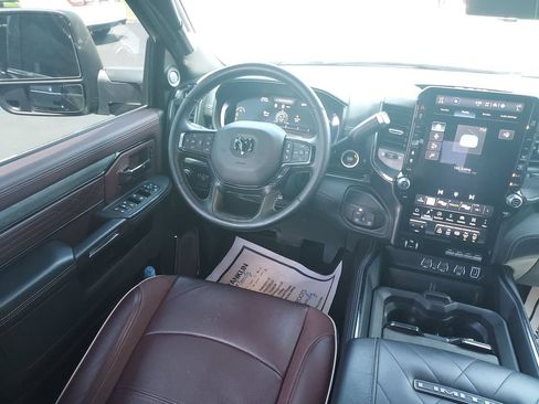 Used 2025 RAM 2500 Limited AWD/4WD image 15