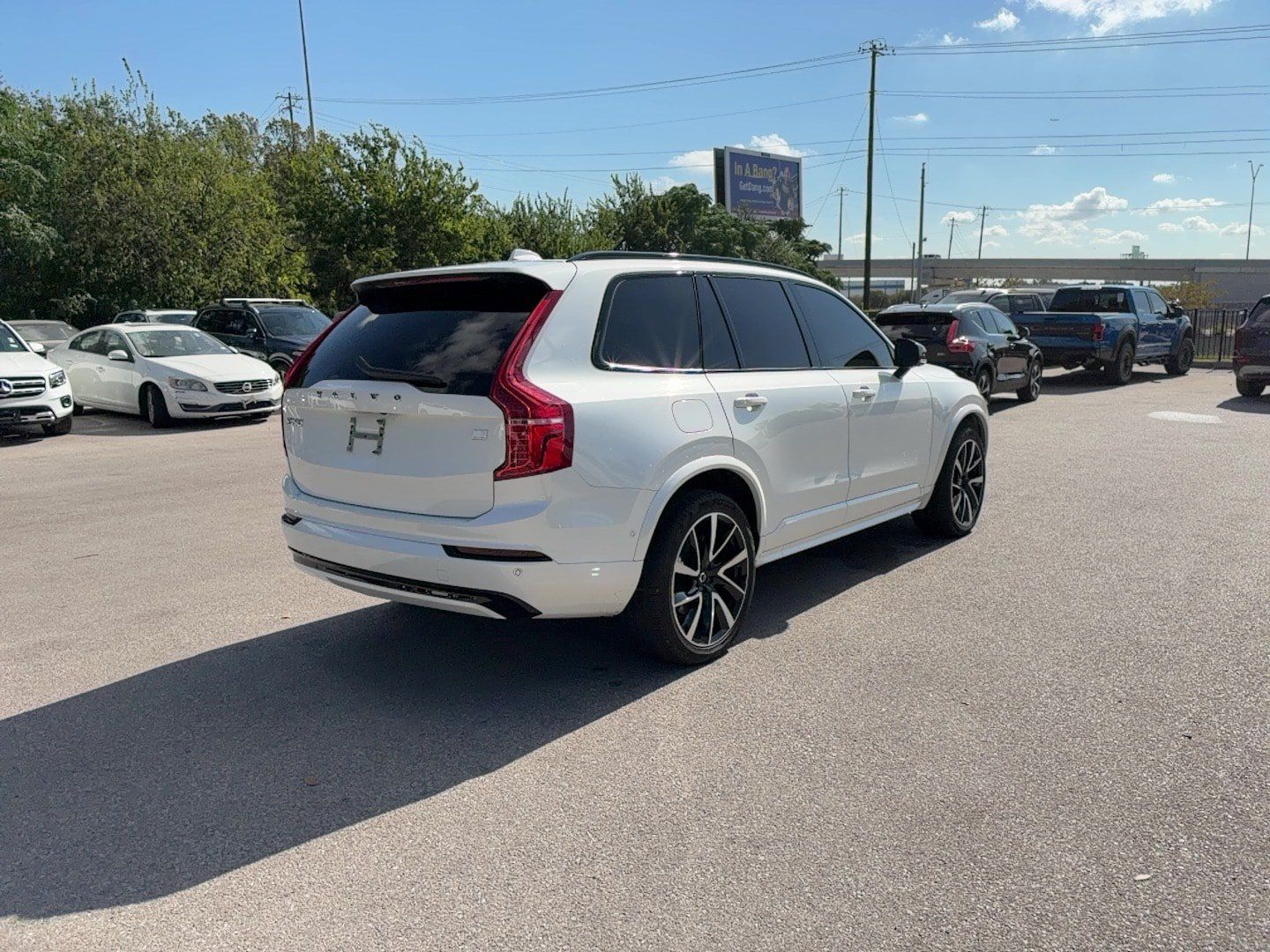 Certified 2023 Volvo XC90 T8 Plus w/ Protection Package AWD/4WD image 7