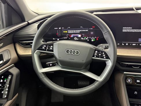 New 2025 Audi Q5 Premium Plus image 18