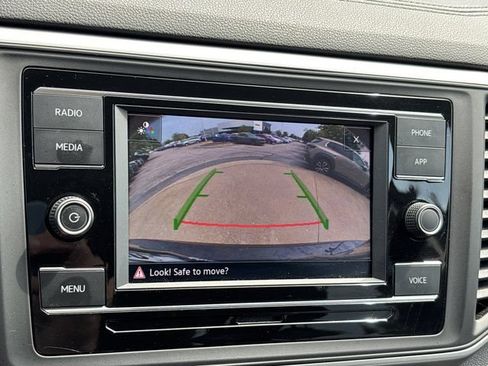 Used 2023 Volkswagen Atlas SE FWD image 30