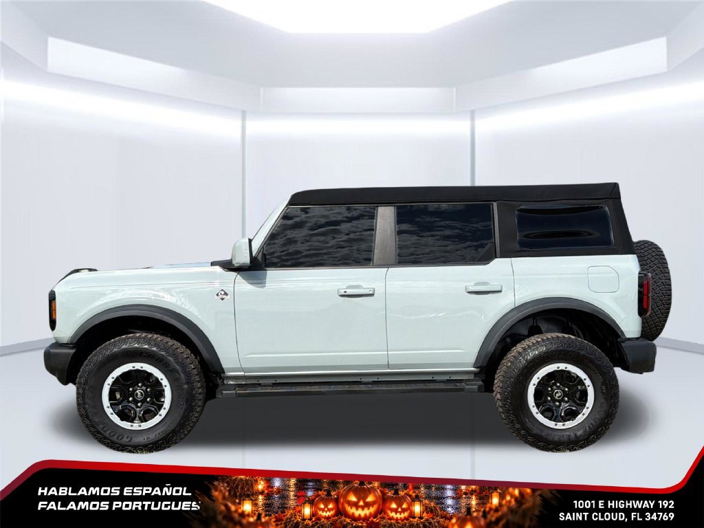 Used 2023 Ford Bronco Outer Banks w/ Sasquatch Package AWD/4WD image 3