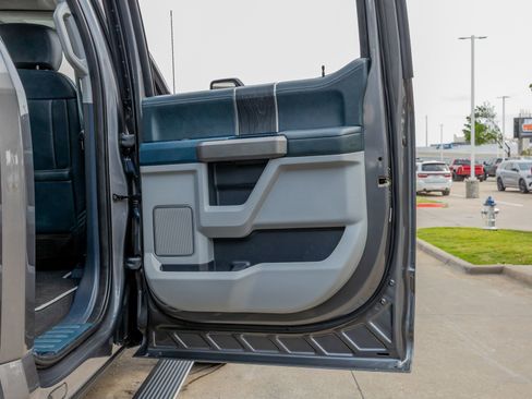 Used 2022 Ford F450 Limited w/ FX4 Off-Road Package image 40