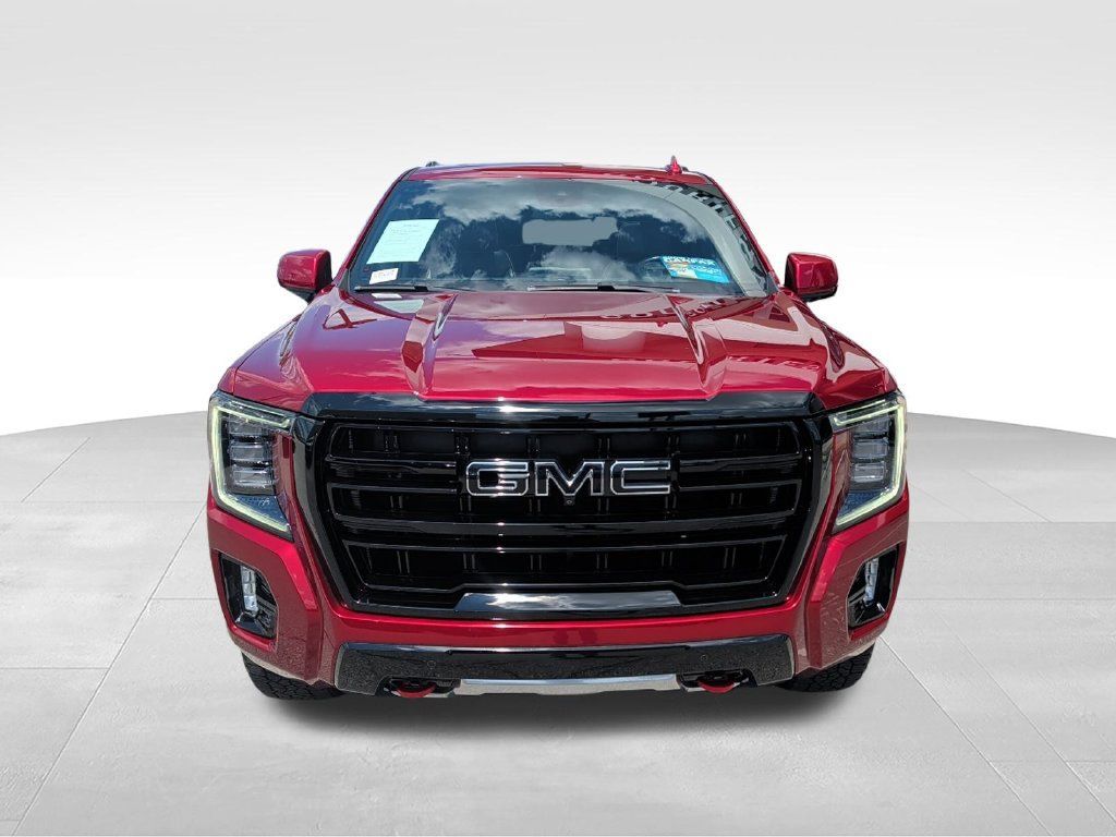 Used 2023 GMC Yukon AT4 w/ AT4 Premium Package AWD/4WD image 2