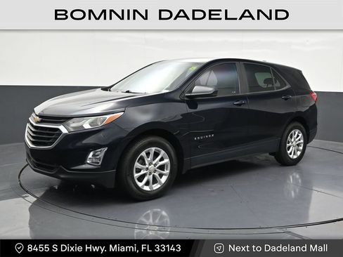 Used 2020 Chevrolet Equinox LS FWD image 1