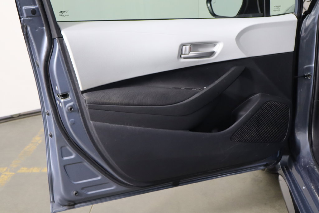 Used 2026 Toyota Corolla SE FWD image 13