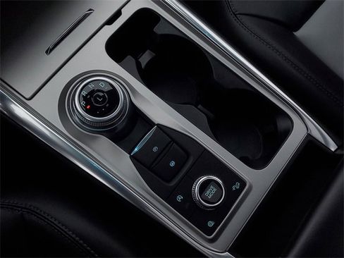 Certified 2023 Ford Explorer XLT w/ Equipment Group 202A image 24