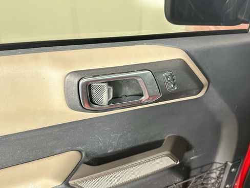 Used 2021 Ford Bronco Wildtrak AWD/4WD image 15